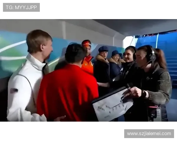 宁忠岩取代大魔王站C位 领奖现场变动